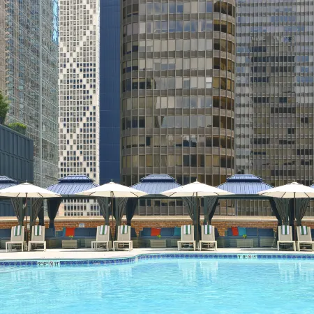 DoubleTree by Hilton Chicago Magnificent Mile