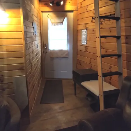 Hocking Hills A-Frame Log/Stone Cabin-Tax Included