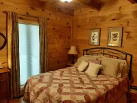 RELAX, UNWIND AND RECHARGE IN THE HOT TUB AT THIS MOUNTAIN VIEW COTTAGE Hotels near Beasley Knob OHV Area