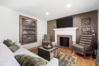 The Sweet Retreat Wheelchair Accessible Historic Home 올덤 카운티 호텔