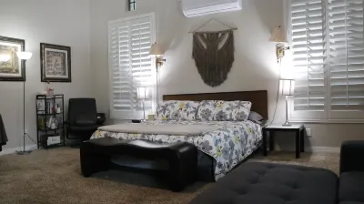 AMAZING CUSTOM HOME - OASIS RESORT STYLE POOL 블레스드 새크라멘트 카톨릭 처치 주변 호텔