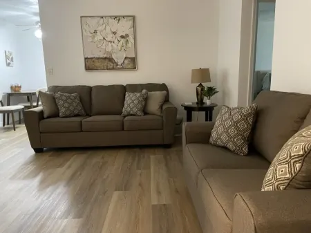 Comfortable & spacious 2 bedroom