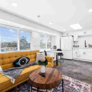 Charming, Newly Buillt, 1-bedroom house, close to Disney, AC, Fast Wifi Others