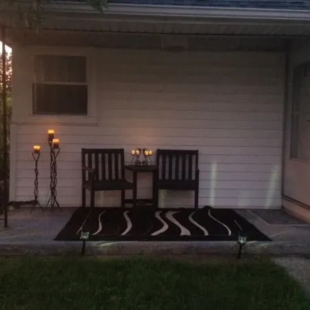 Clean Modern Home,Cozy MINUTES to Airport  and Downtown