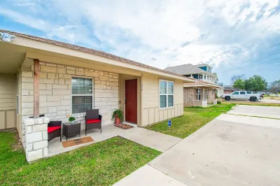 Kyle Field Casita-Less than 1 mile to TAMU! Hotels near Pinot's Palette