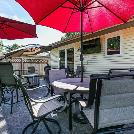Spacious Updated Home Within Minutes to Shopping & Restaurants!