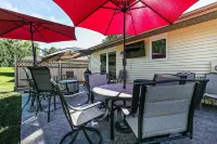 Spacious Updated Home Within Minutes to Shopping & Restaurants!