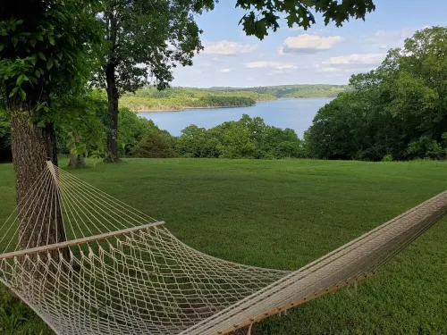 Large,3 Bdrm, Lake View/Access Home w/ Rustic/Modern Charm, Resort Amenities