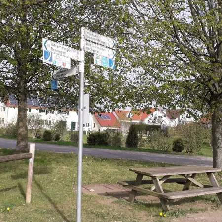 On the Allgäu Cycle Path, Quiet Apartment, with Bicycle Garage Отели рядом с достопримечательностью «Станция Memmingen »