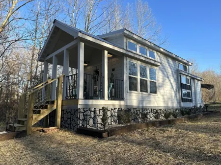 Birdsong Cottage (Cadiz, KY)