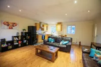 Spacious stylish entire coach-house in the beautiful Somerset town of Frome Hotel a Frome
