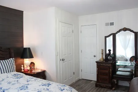 Beautiful House! 15min away from Wisconsin Dells, Skiing Resorts and Devils lake Отели рядом с достопримечательностью «Университет Висконсин в Барабу / Сок»