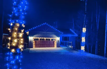 Cozy Mountain Retreat for the Holidays! December Special!