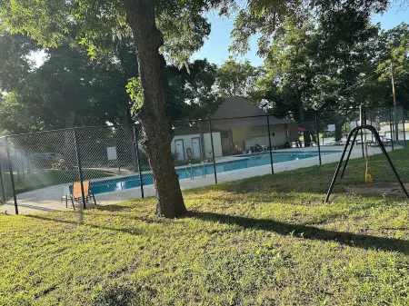 Brazos Porch Hideaway