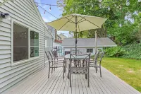 5-Star Reviews, Remodeled & Centrally Located! One Of The Best Properties In GH!