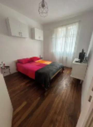 Proche Métro 13 et Rerc