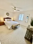 Cozy Beaufort Home with Hot Tub and Boat Driveway