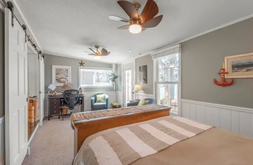 Lakefront Family Beach House Hotel a Ham Lake