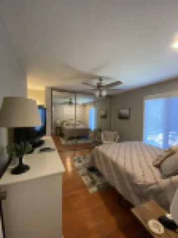 Downtown-walk to Main st Blowing Rock-2nd floor/pets<35lb/close to skiing