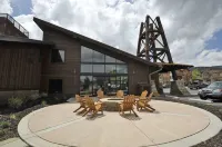 Beautiful Studio Just Minutes To Ski Resorts & Downtown