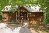 Great Outdoors Cabin - Screened Porch. 10 Min to Branson-10 Min to SDC