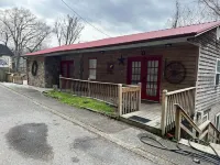 Ryder's Retreat overlooking the city of Williamson! Hotel a Williamson