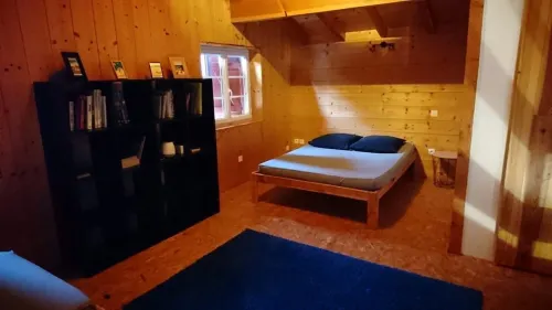 House with pool/spa and views of the Basque mountains Hotels in Irissarry