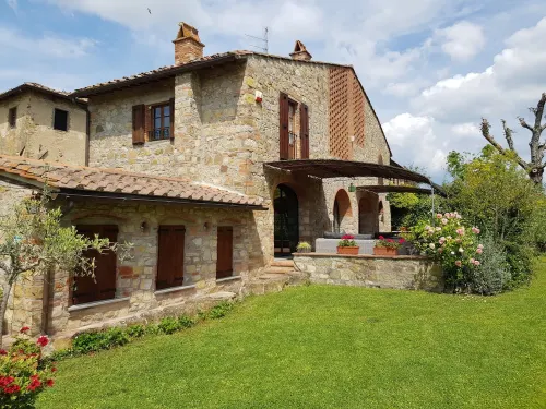 LA CASA DI MANUELA, Chianti Villa JACUZZI between Florence and San Gimignano
