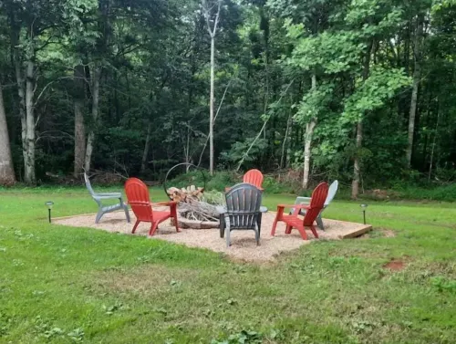 Cozy Country small two bedroom home.