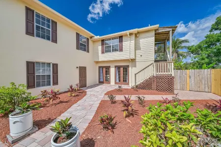 Rivers Edge Oasis, Our Secluded Paradise-Sleep 21+ "NEW LISTING" Отели в г. Форт-Майерс-Шорс