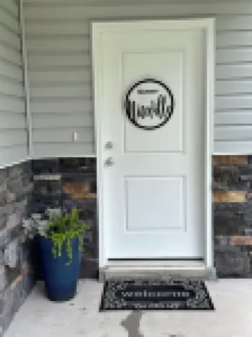 SUNNY NICEVILLE! Very Nice, new 3/2.5 Townhome .04 mile from water! Hotels in Niceville