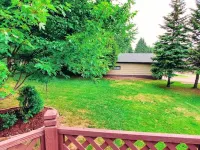 Spacious family home with quick & easy access to outdoor trails. Hotels in Two Harbors