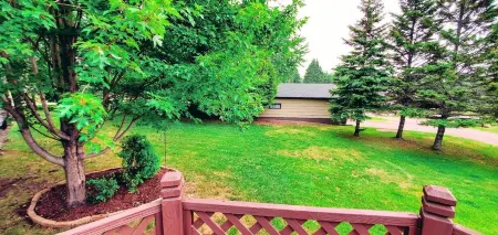 Spacious family home with quick & easy access to outdoor trails.