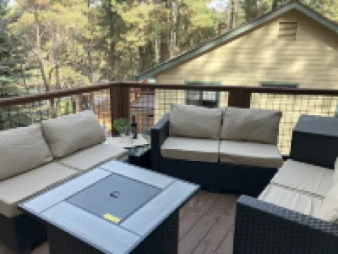 Flagstaff/Grand Canyon/Snowbowl/Williams/Sedona Area- Family Retreat 卡馳納山莊酒店