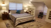 Comfy Spacious Home, Minutes to Beaches, King Bed, Sleeps 9, WiFi, Dog friendly