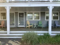 Amazing location with parking spot - 2-Star