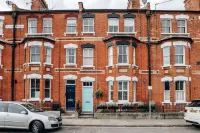 Henley Gardens Hotels in Henley-on-Thames