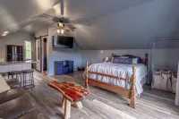 Home away from Home, private apartment with amenities.