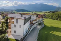 Traum-ferienwohnung mit Dachterrasse & Tollem Ausblick, Cron4 Schwimmbad & Sauna Hotel a Riscone