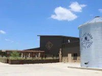 Stunning 'Ranch Modern' + Stars! + Firepit! Hotels in Dripping Springs