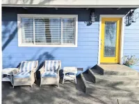 Country Farmhouse on Wine Trail Hot Tub & Pool Table