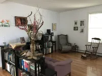 Two bedroom on first floor at the end of a quiet cul-de-sac in dowtown