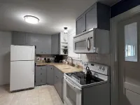 Newly remodeled cottage in the heart of Crosby near restaurants and biking trail