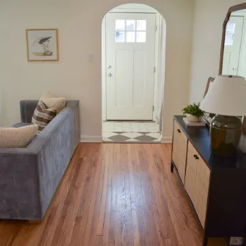 Charming Home Away From Home!