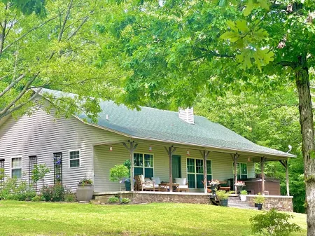 Secluded house with spectacular views!