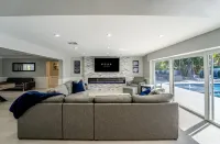 Ultimate Beach Escape • Pool, Spa, Game Room & Walk to the Ocean, Shops & Food