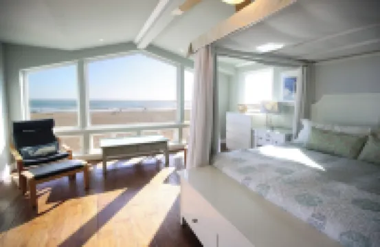 On the Sand - Incredible Beachfront - Awesome Ocean and Island View w/ Elevator!