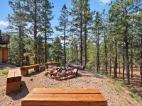 Valley View Cabin, New Hot Tub, Close to Ski Lifts!
