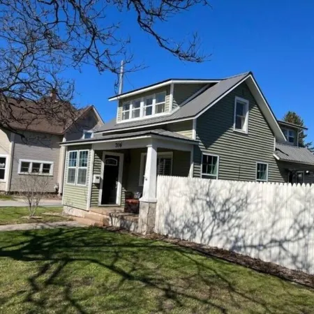 Perfect In-Town Bungalow