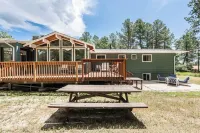 Soul Care Cabin Family Forest Getaway, 6 bedroom, 3 King beds